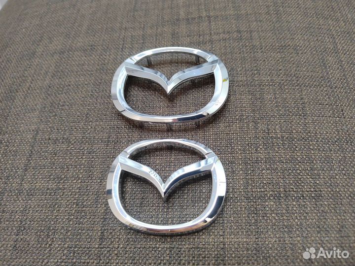 Эмблема / значок на руль Mazda