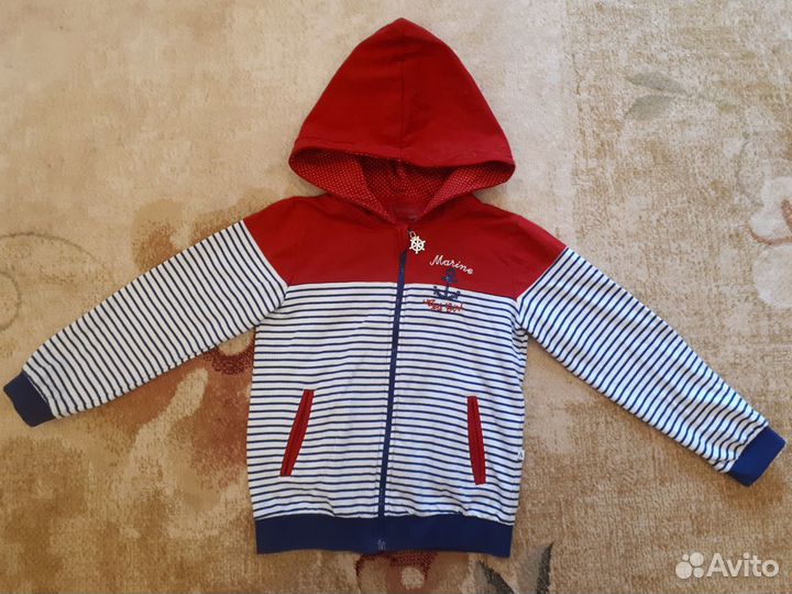 Комплект одежды на 5-7 лет