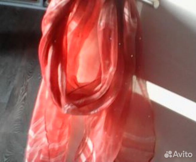 Шарфы, бейсболки и шапочки вязаные новые и б/у