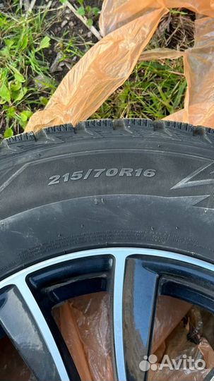 R16 Nexen Winguard WinSpike WS62 215/70, PCD 5x114.3 DIA 67.1