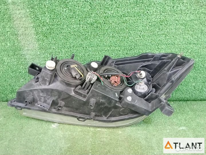 Фара передняя правая nissan primera