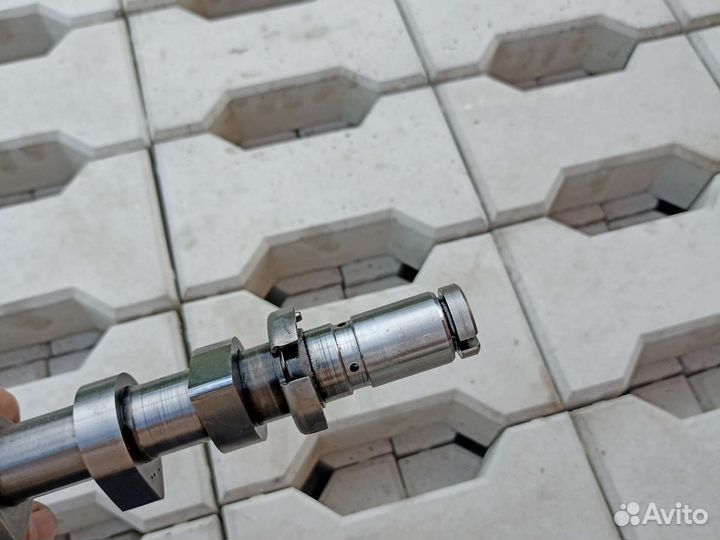 Распредвал renault