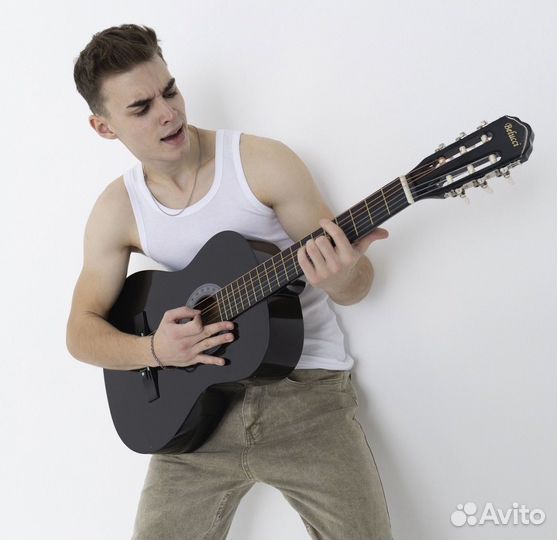 Классическая гитара 38д