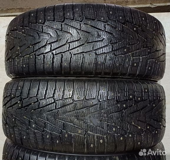 Nokian Tyres Hakkapeliitta 7 SUV 245/60 R18