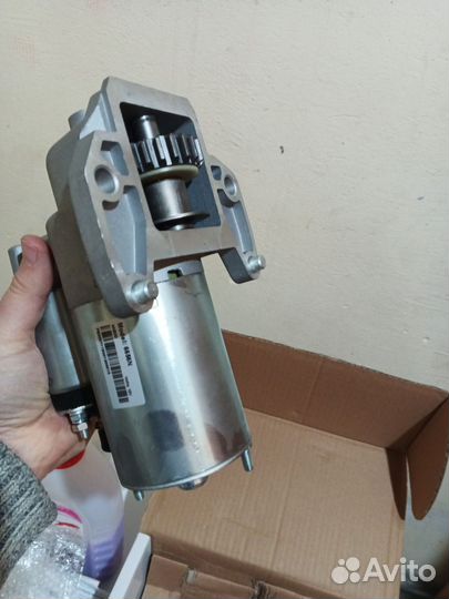 Стартер новый Ford Escape AJ 3.0