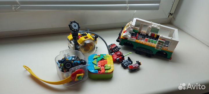 Lego детальки, человечки