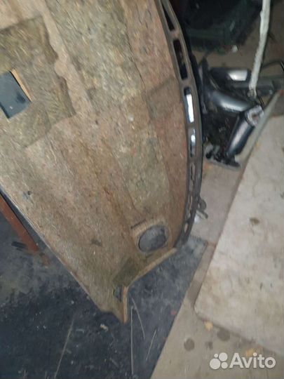 Задняя полка на вольво s40 2001г