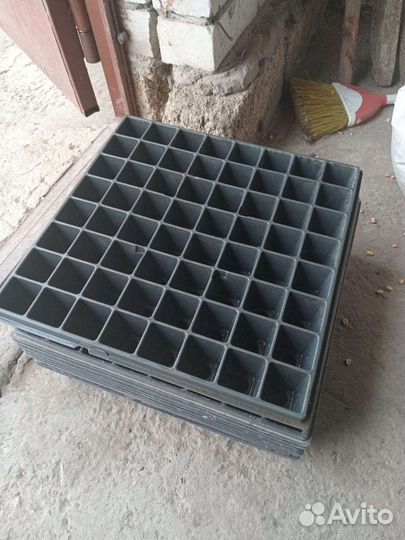 Кассеты для рассады 64