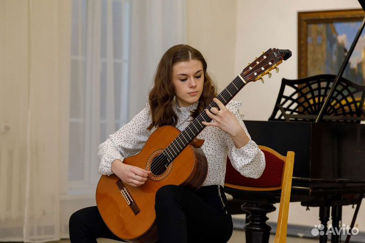 Преподаватель гитары