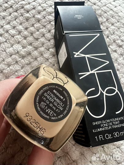 Nars тональный крем с свечением