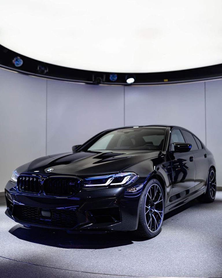BMW M5: фото владельца