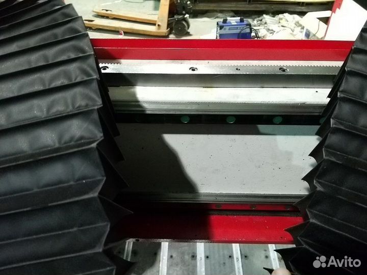 Фрезер чпу Станком Dekart S1830 по камню 2 шпин-ля