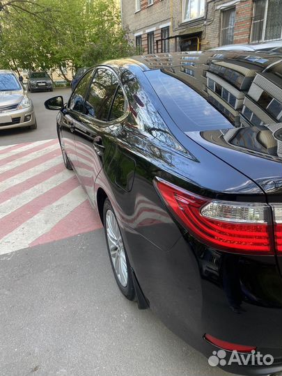 Lexus ES 2.5 AT, 2013, 177 200 км