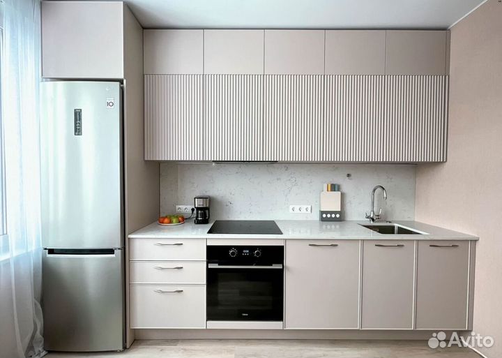 Кухня Розово-Алая на заказ собственное производств