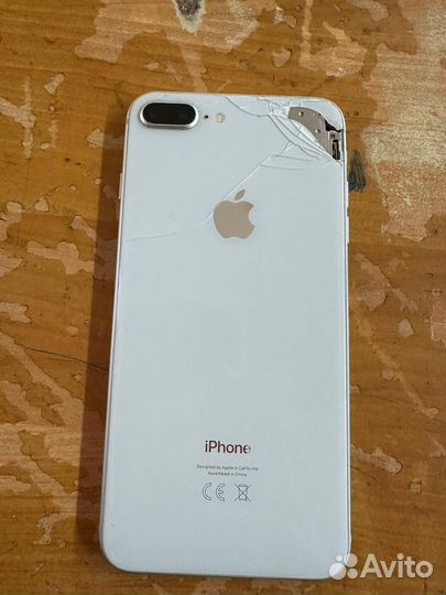 iPhone 8 Plus, 64 ГБ