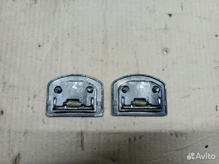 Петля крепления багажа Golf 4