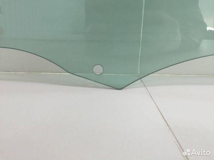 Стекло двери передней левой Skoda Octavia A7 2013