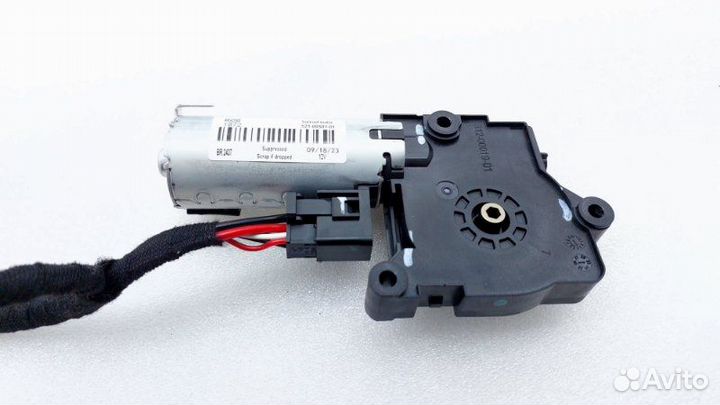 Б/У Б/У Мотор люка Состояние отличное, оригинал