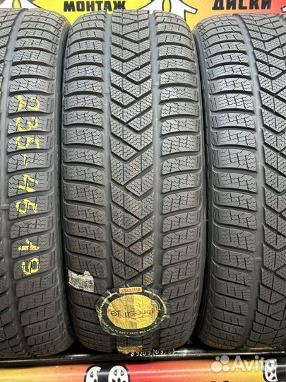 Pirelli Winter Sottozero 3 235/45 R19 99V