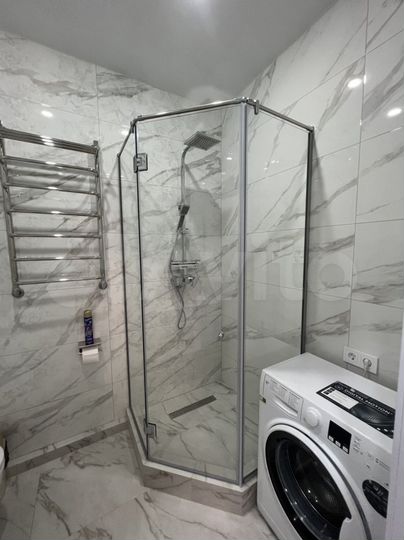 2-к. квартира, 40 м², 8/9 эт.