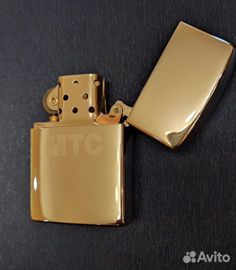 Зажигалка бензиновая рекламная МТС типа Zippo