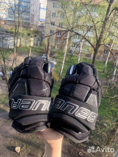 Краги/ перчатки хоккейные