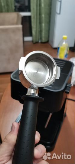 Кофеварка рожковая delonghi