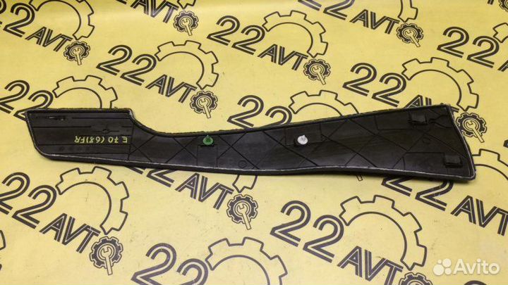 Накладка на панель правая Bmw X5 E70 N52B30 2007Г