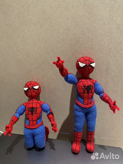 Человек паук игрушка вязанная ручной работы