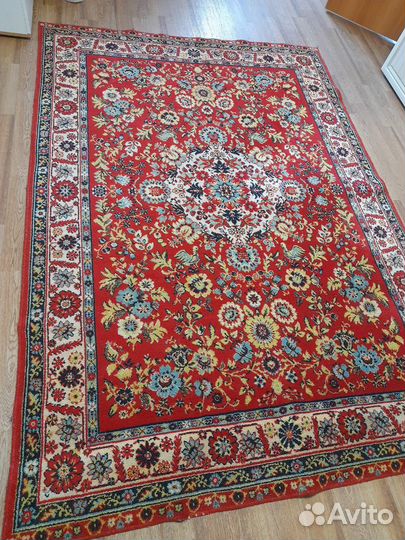 Ковер шерстяной