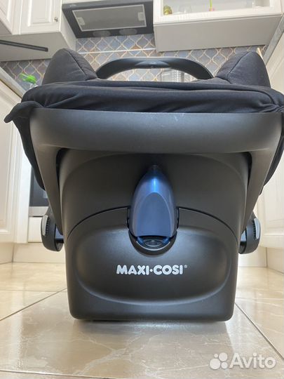 Автолюлька maxi cosi cabrio fix