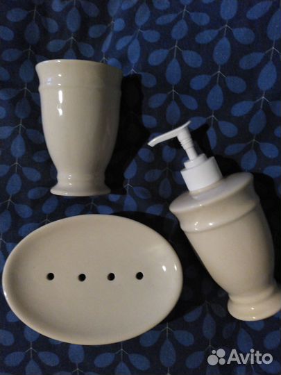 Набор аксессуаров для ванной комнаты (новый)