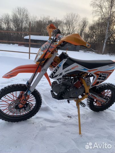 Продам мотоцикл питбайк Regulmoto five 125