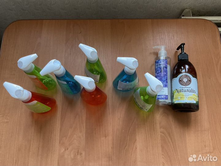 Пластиковые флаконы