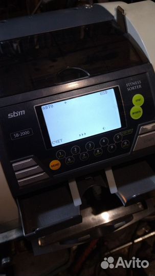 Машинка для проверки и счета денег