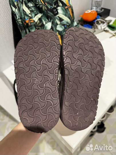 Гугги меховые на липучке 29