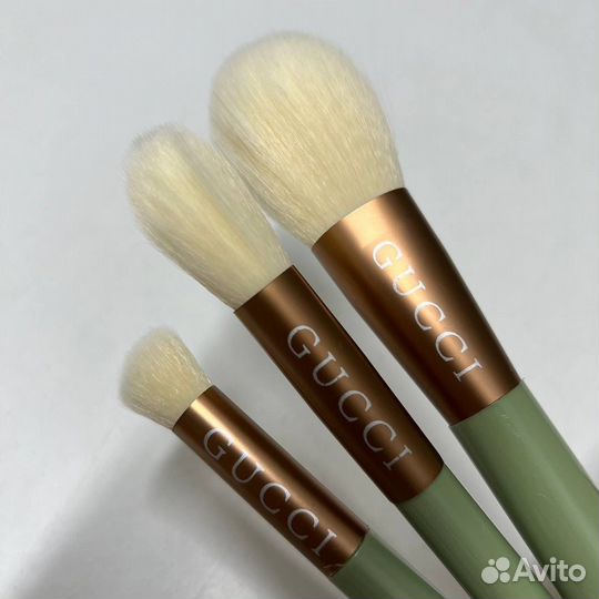 Кисти для макияжа gucci