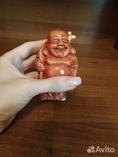 Статуэтка будды