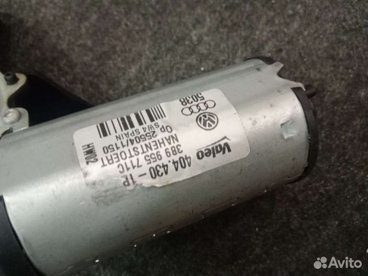 Моторчик заднего стеклоочистителя (дворника) Volks