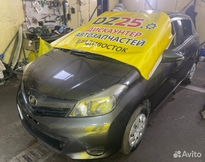 Подкрылок задний правый Toyota Vitz/Yaris