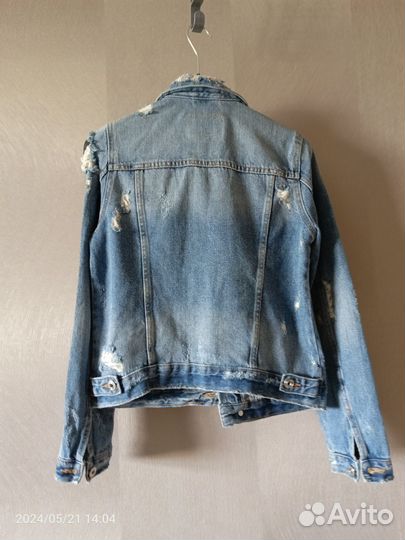 Джинсовая куртка