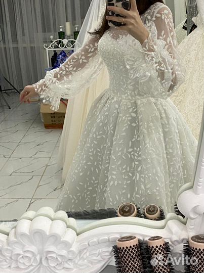 Свадебное платье