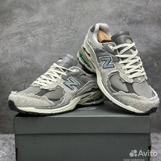 Кроссовки New Balance 2002