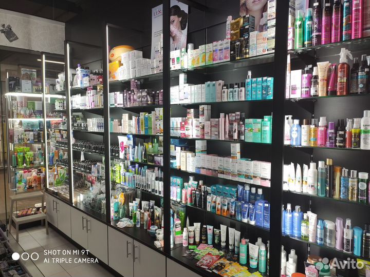 Стеллажи для магазина косметики