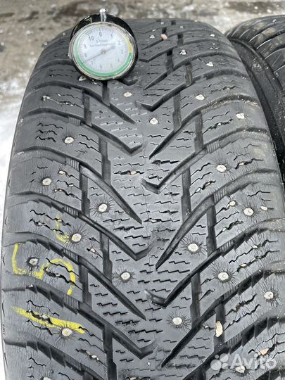 Nokian Tyres Hakkapeliitta 8 SUV 235/65 R17