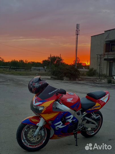 Honda CBR 919 RR