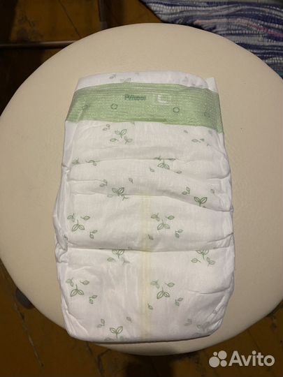 Памперсы подгузники и трусики для детей