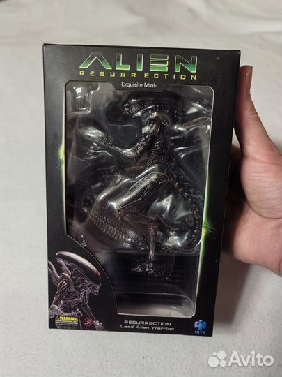 Hiya Toys Alien фигурка Чужой масштаб 1:18