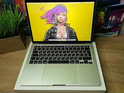 Macbook Pro 13 2020 i5 256gb