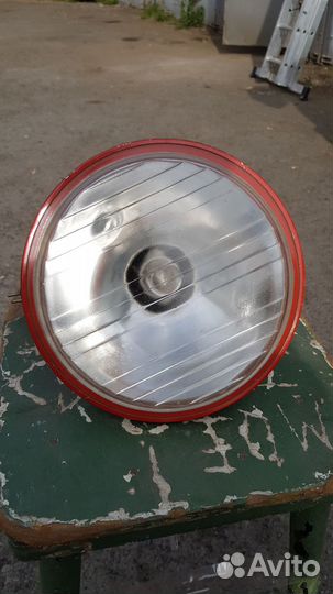 Фара прожектор сигнальная лампа